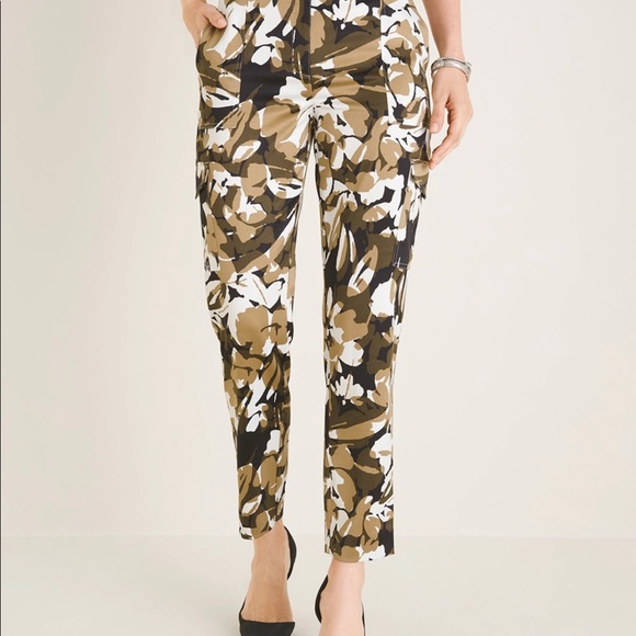 Chico's Pants - NWT Chico’s Camo Floral Ankle Pants